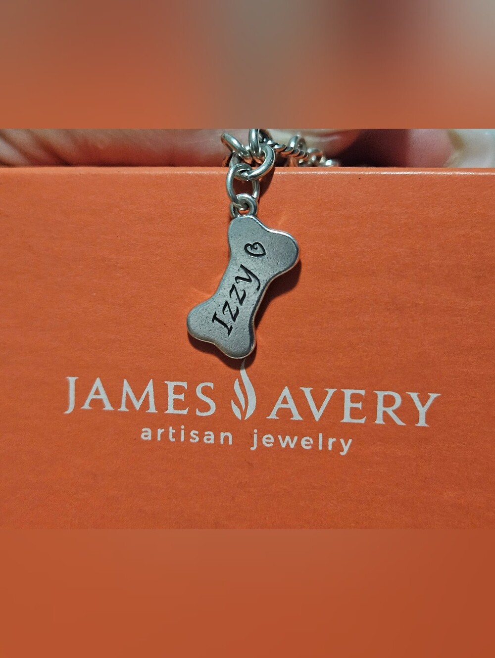 James Avery Dog Bone Charm Engraved 'IZZY' Sterling Silver Charm ✨️